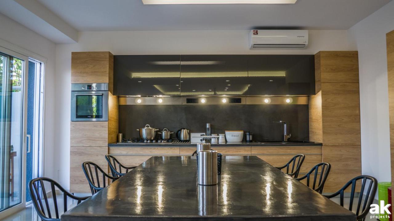 Heraklion Airport Family Lux Apartment Esterno foto