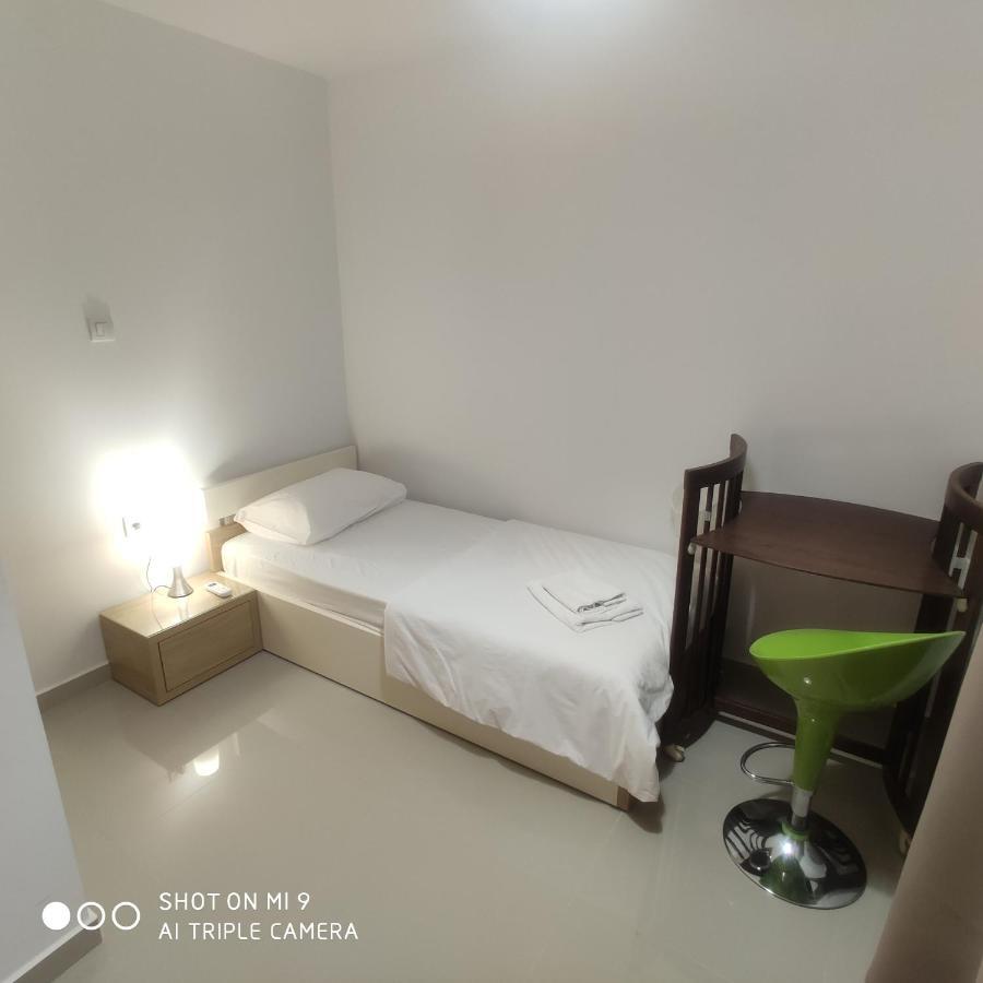 Heraklion Airport Family Lux Apartment Esterno foto